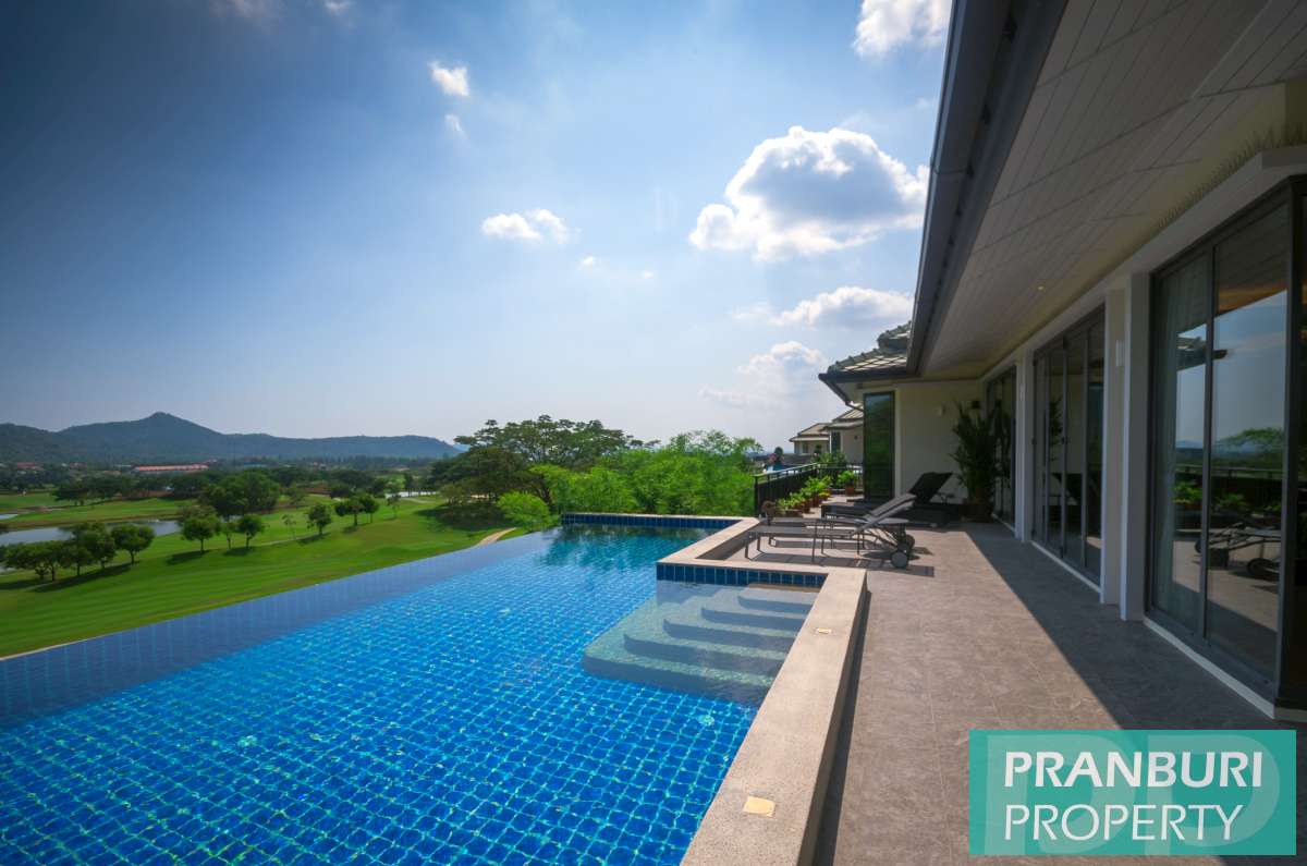 Luxury golf course 4 bedroom pool villa for sale at Black Mountain Hua