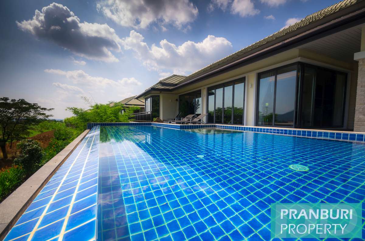 Luxury golf course 4 bedroom pool villa for sale at Black Mountain Hua