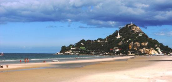 hua-hin-beach Hua Hin remains an amazing place to live, what are the top 3 things that make it so in 2023?