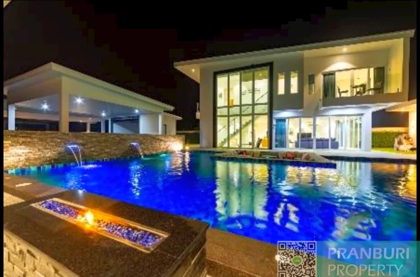 Modern-Luxury-Hua-Hin-Cha-Am-Pool-Villa-66856659532_004-818x540 Home