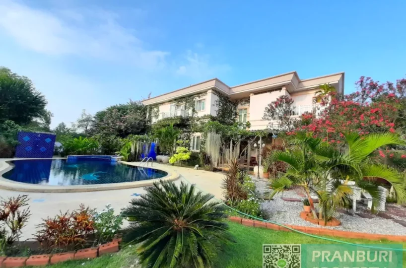 Mansion-for-sale-in-Hua-Hin_003-818x540 Home