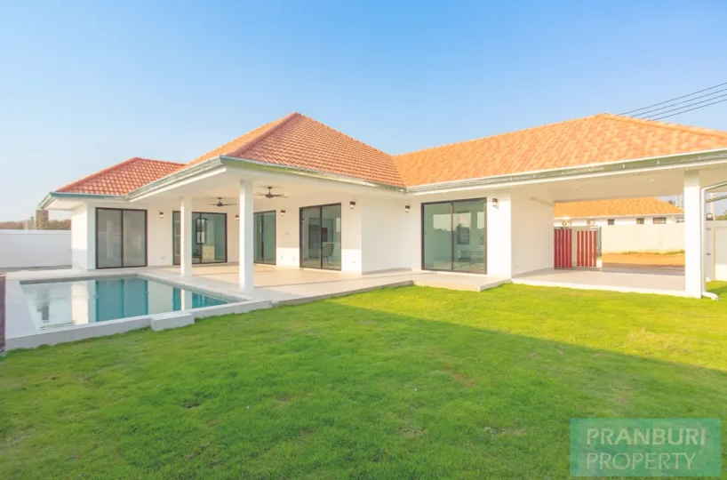 Khemanatra-Hua-Hin-Pranburi-Pool-Villa_001-818x540 Property for Sale in Pranburi & Hua Hin | Villas & Land Thailand
